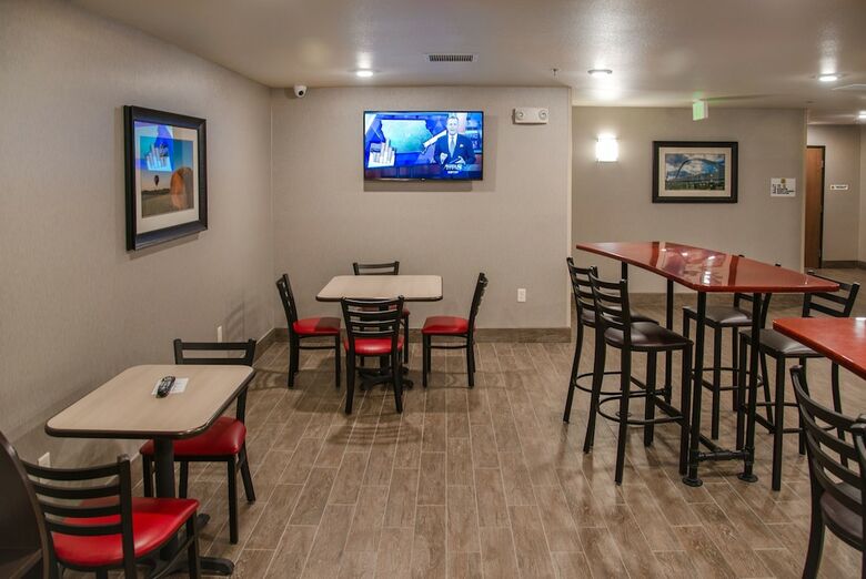 My Place Hotels-chicago West/north Aurora, Il