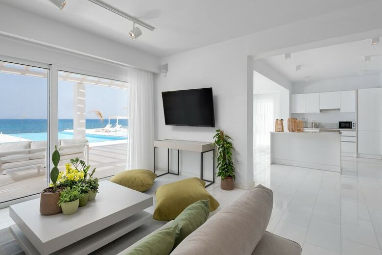 Maria & Nada Beachfront Villas