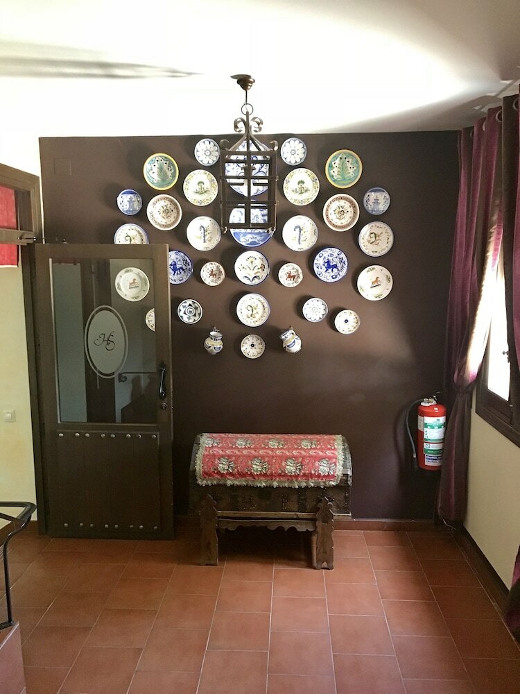 Hostal El Huesped Del Sevillano
