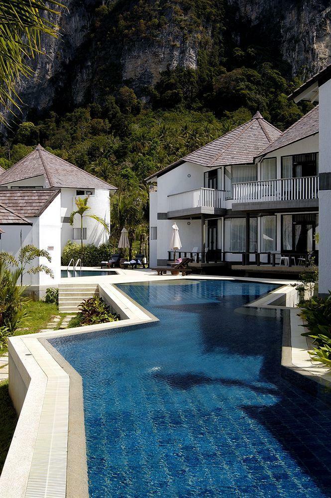 Hotel Peace Laguna Resort & Spa
