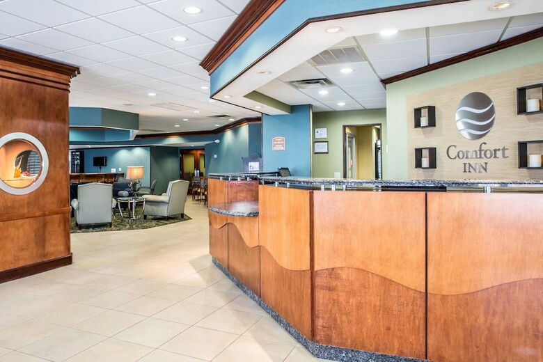 Hotel Comfort Inn On The Ocean