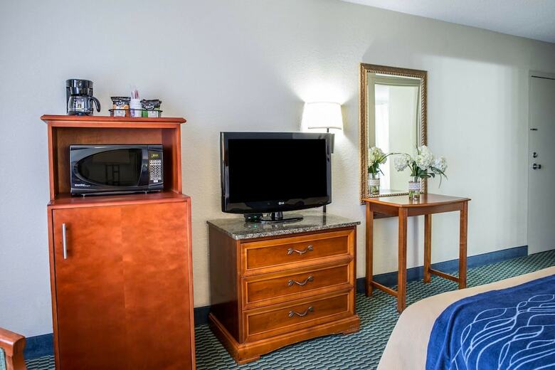 Hotel Comfort Inn On The Ocean