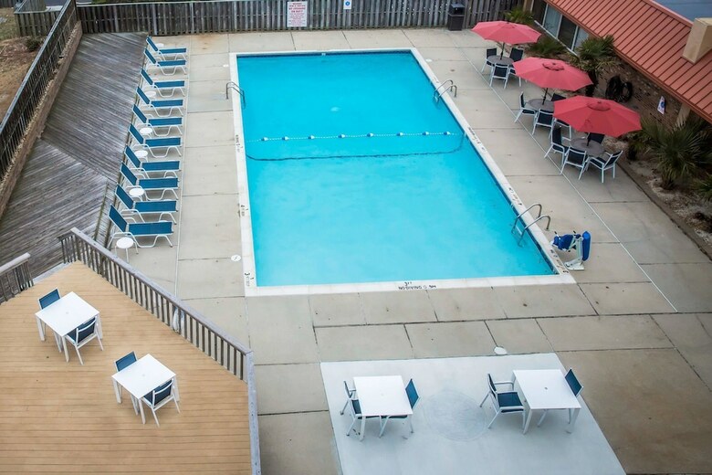 Hotel Comfort Inn On The Ocean