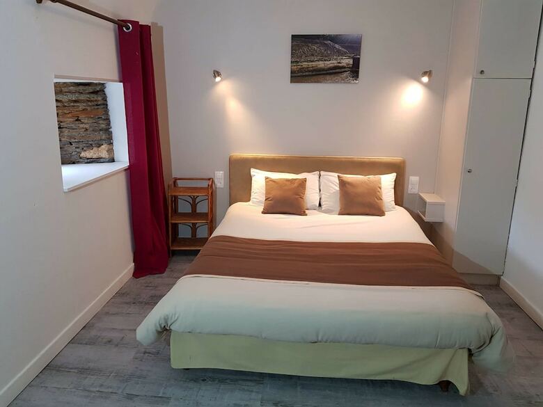 Hotel Brb - Chambres D'h�tes Abbaye Bon Repos