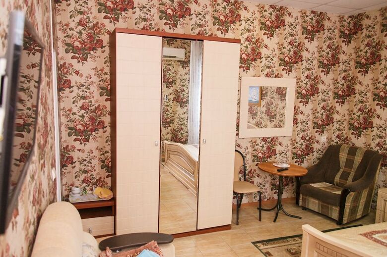 Hotel Chernaya Zhemchuzhina