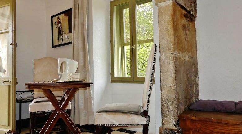 Bed & Breakfast Mas Escombelle Chambre D'h�te