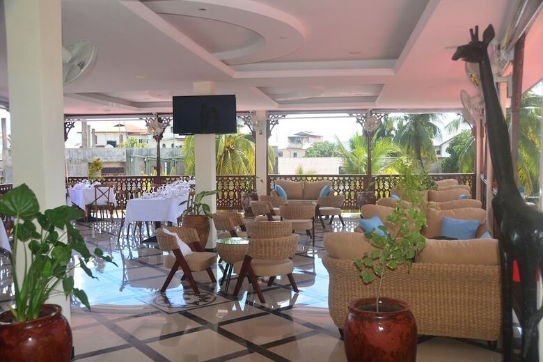 Spice Palace Hotel