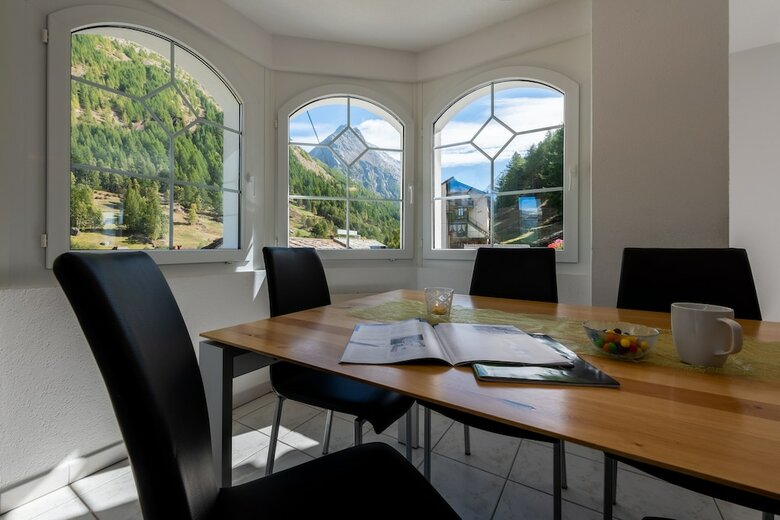Apartamentos Ferienhaus Piccolo, Saas-grund
