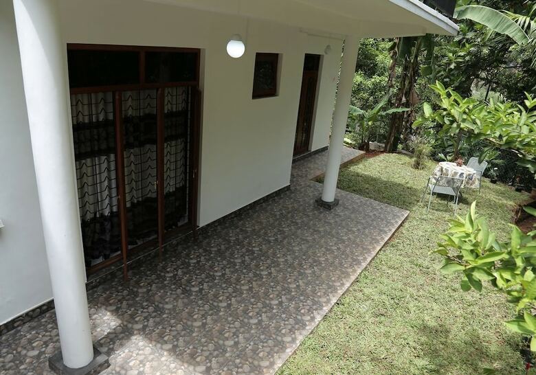 Hotel Miracle Villa