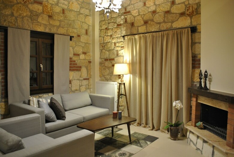 Apartamentos Halkidiki Luxurious Stonehouses