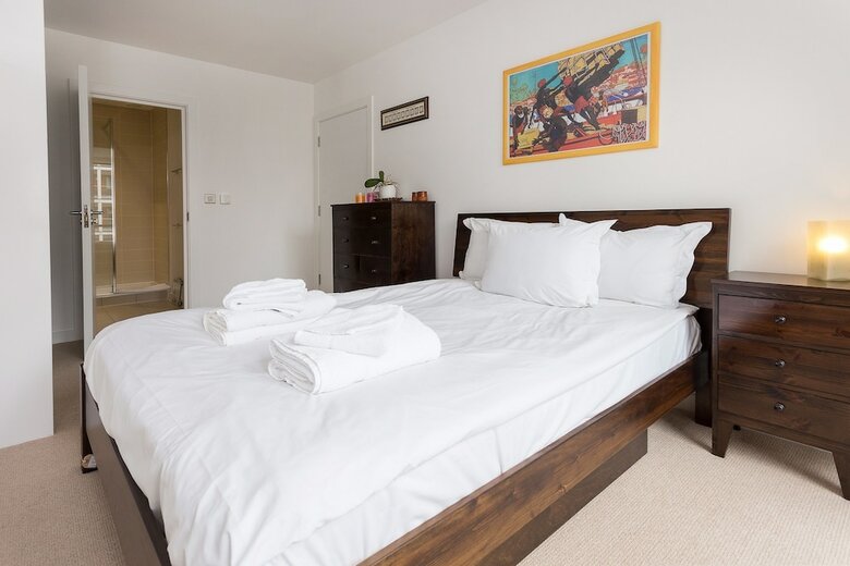 East London 2 Bedroom Apartment