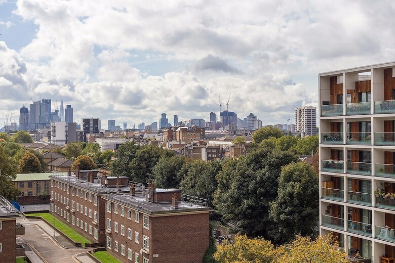 East London 2 Bedroom Apartment