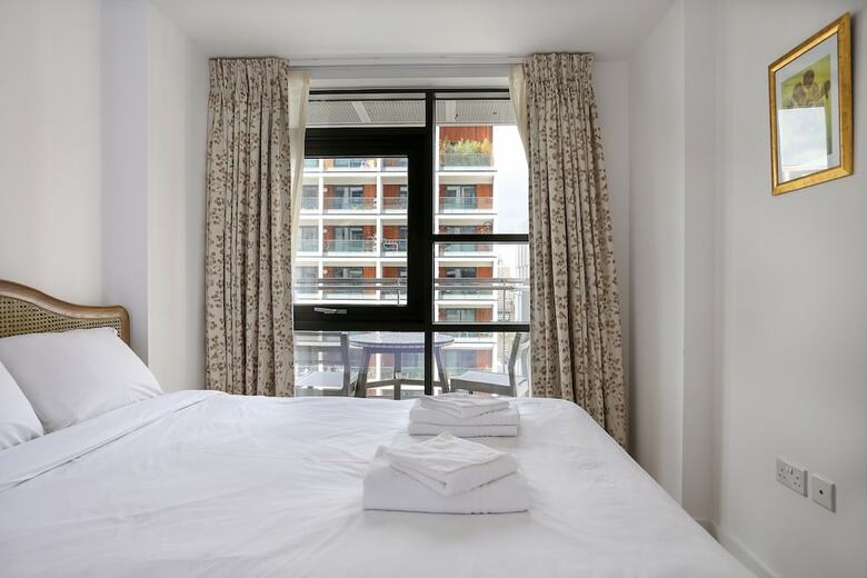 East London 2 Bedroom Apartment