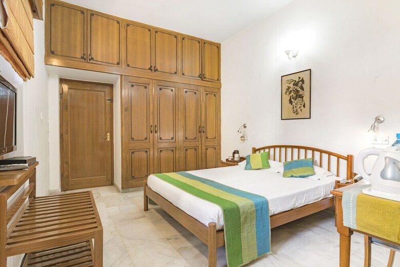 Hotel Girisadan Homestay