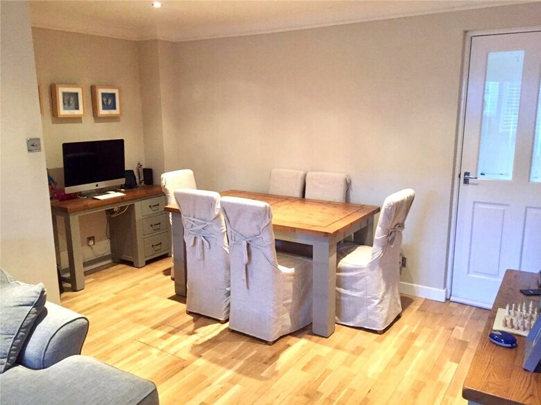2 Bedroom House In Haymarket