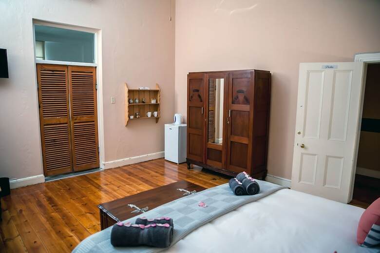 Hotel Petal's Place Guest House
