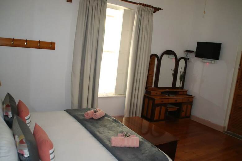 Hotel Petal's Place Guest House