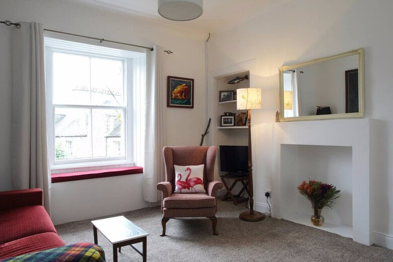 1 Bedroom Apartment In City Centre