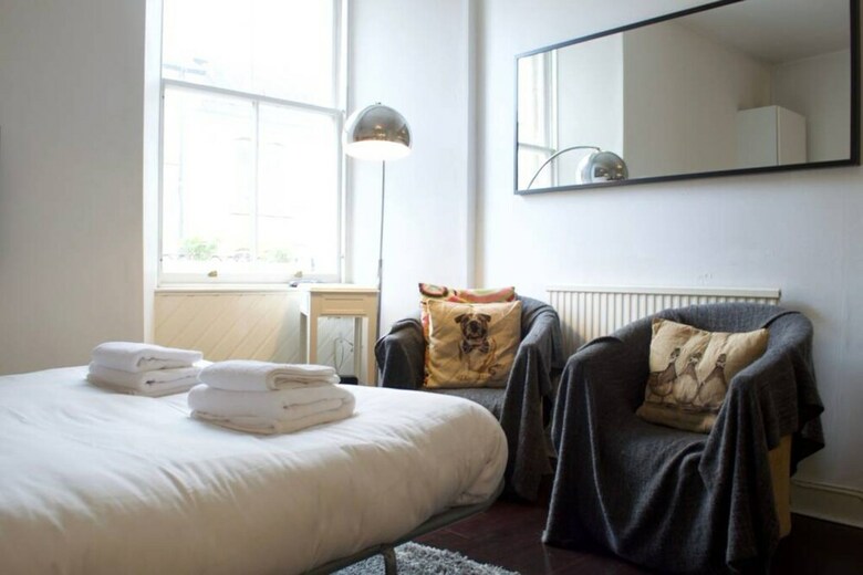 Apartamentos 2 Bedroom Flat Near Edinburgh City Centre