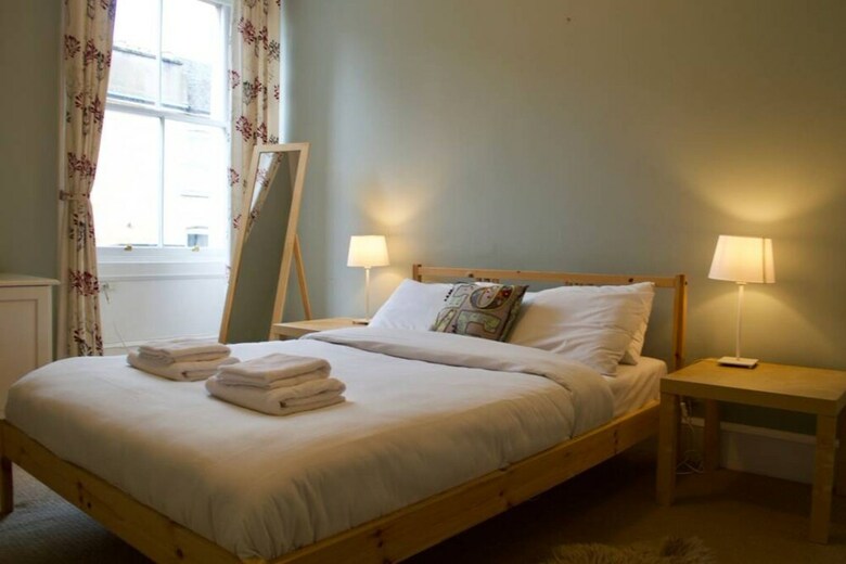 Apartamentos 2 Bedroom Flat Near Edinburgh City Centre
