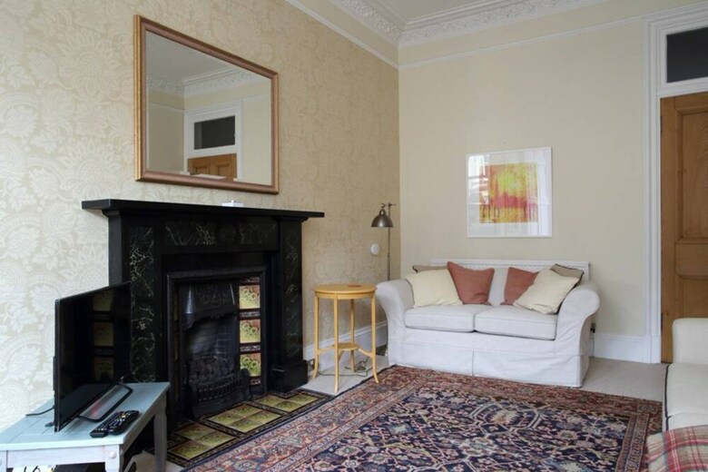 Apartamentos 1 Bedroom Flat Near City Centre