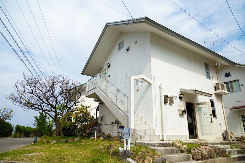 Apartamentos Pine House In Churaumi