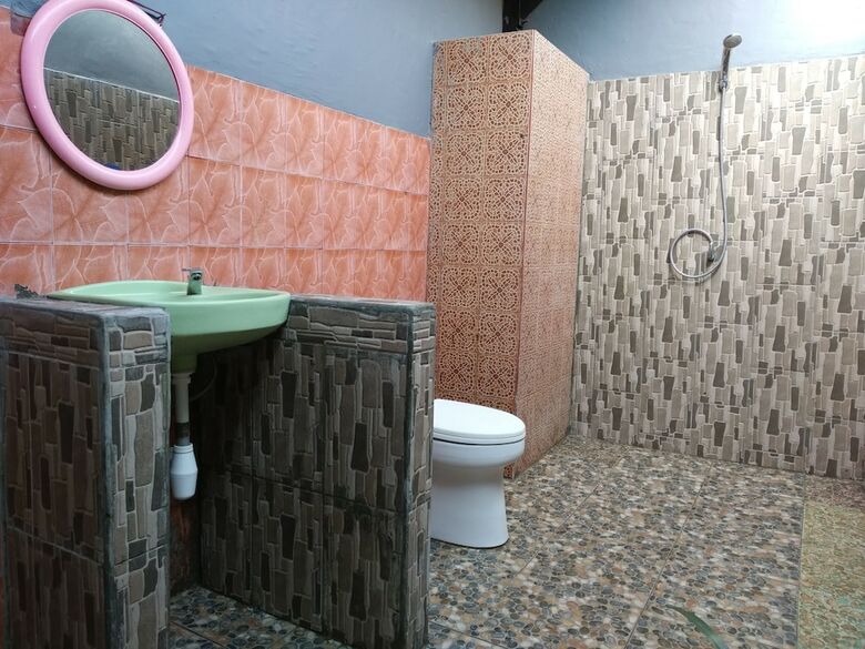 Hotel Pondok Wildan Bar And Bungalow