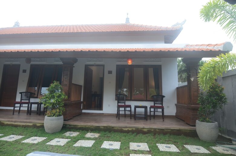 Hotel Tegal Sari Homestay