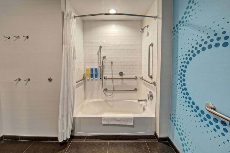 Hotel Tru By Hilton Roanoke Hollins