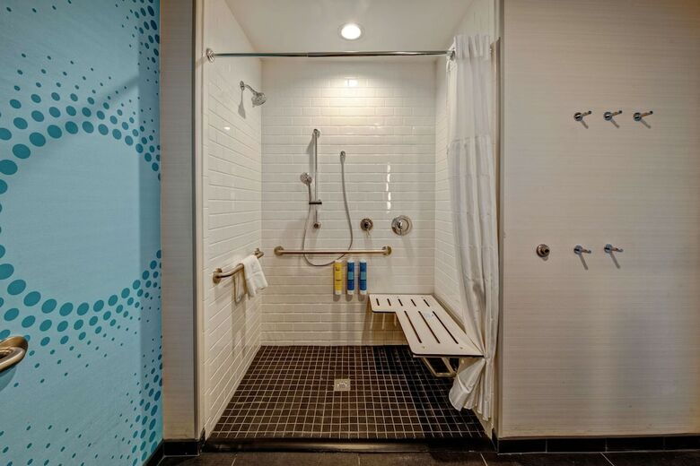 Hotel Tru By Hilton Roanoke Hollins