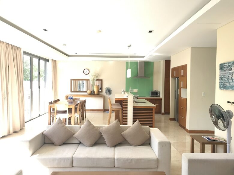 Villa Ocean Resort 4 Bedrooms Danang Living