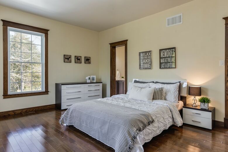 Quickstay - Classy Homestyle Cottage Private Beach (Lake Simcoe)