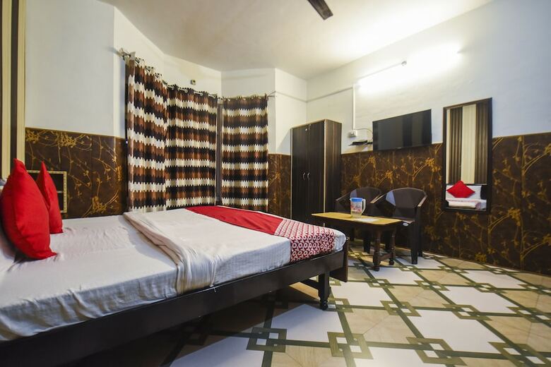 Oyo 7917 Hotel Sunbeam