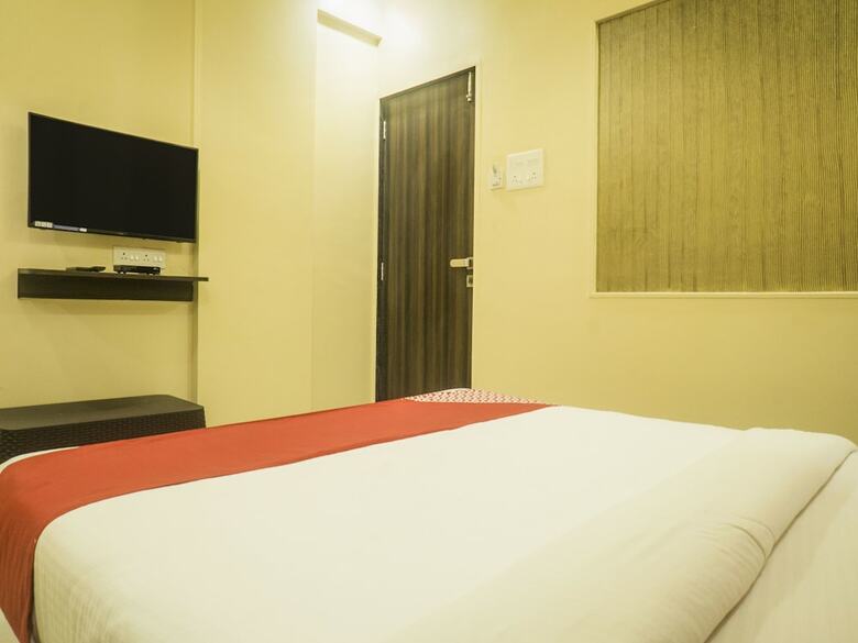 Hotel Oyo 11597 Aditi Executive