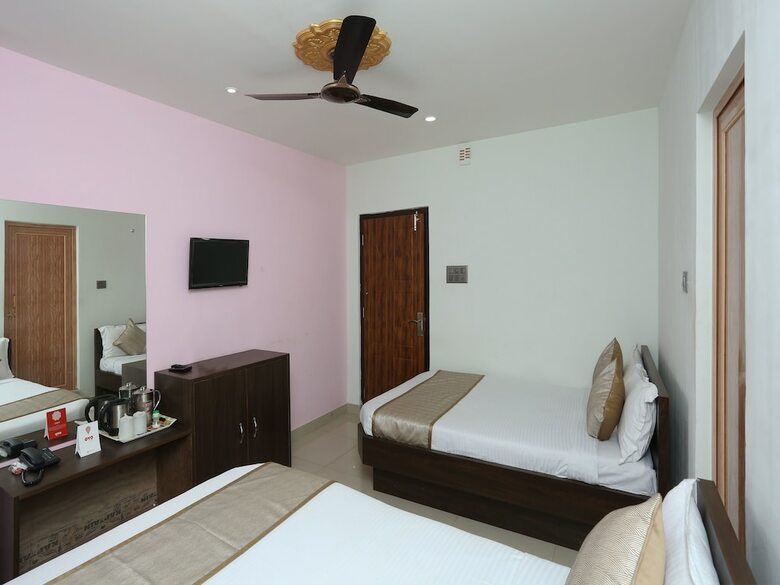 Hotel Oyo 13265 Aashray Guest House