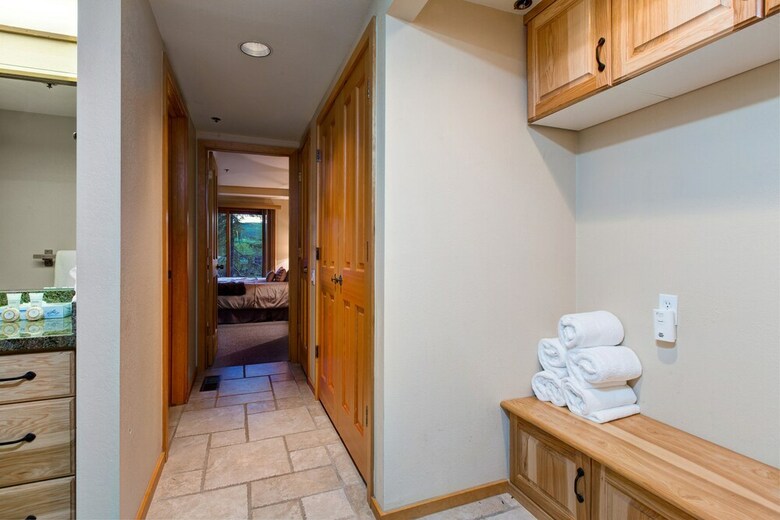 Abode On Ridgepoint