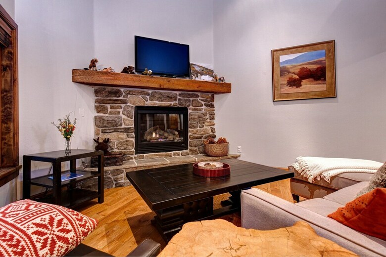 Abode On Doe Pass
