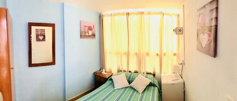Pension H Juan Vivienda Tur�stica