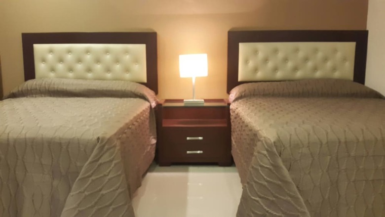 Apartamentos Hb Equipetrol