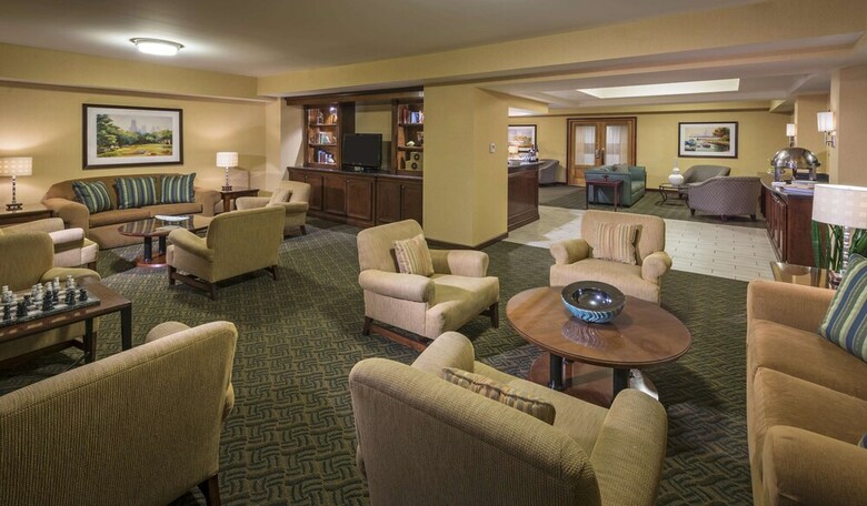 Hotel Doubletree Suites By Hilton Htl & Conf Cntr Downers Grove