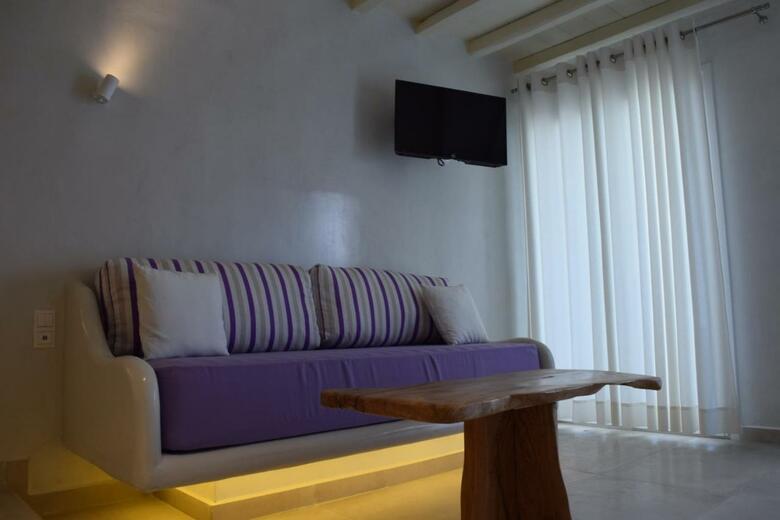 Hotel Eternal Suites