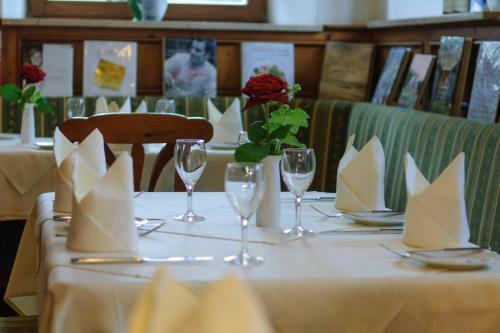 Landhotel Zahn's Wei�es R�ssle