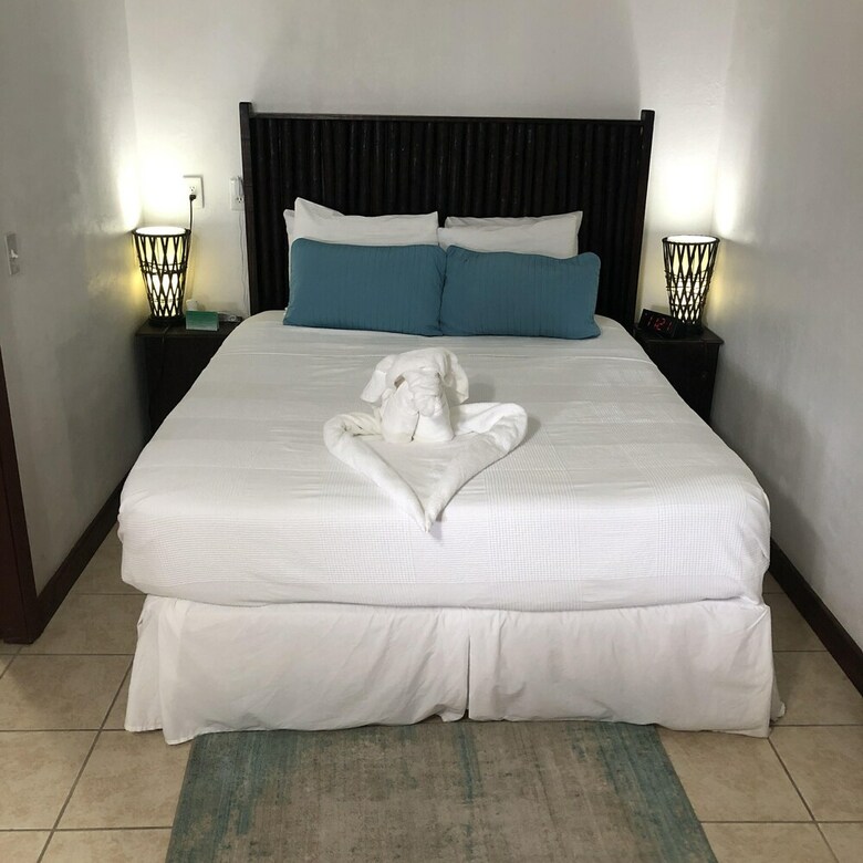 Parham Plaza Hotel