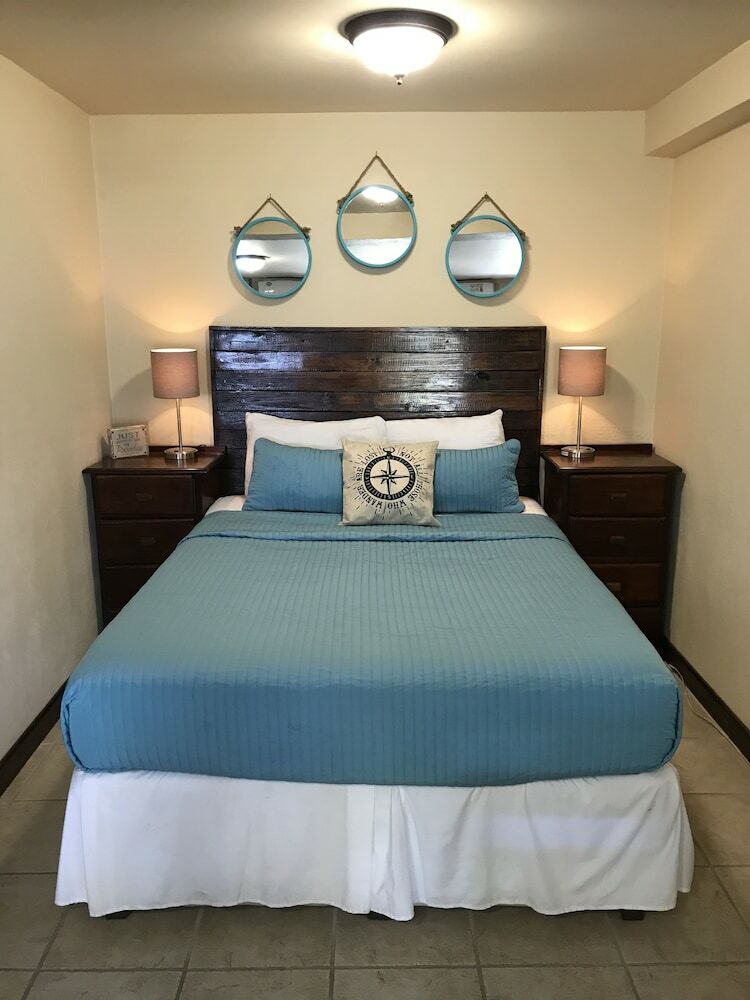 Parham Plaza Hotel