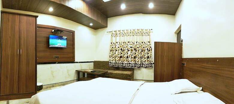 Hotel Saraswati