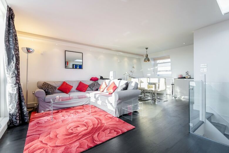 Apartamentos Olympia 2 Bed Duplex By Basetogo