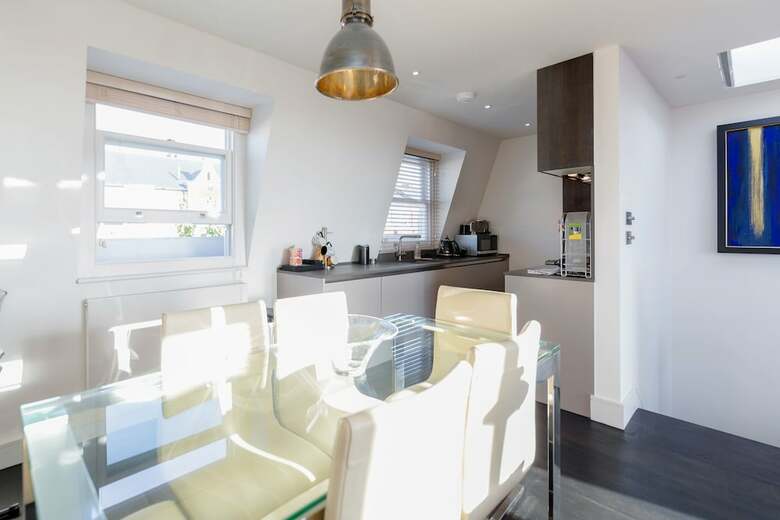 Apartamentos Olympia 2 Bed Duplex By Basetogo