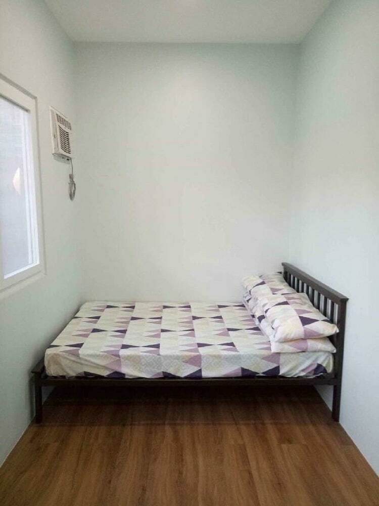Mactan Transient Townhouse