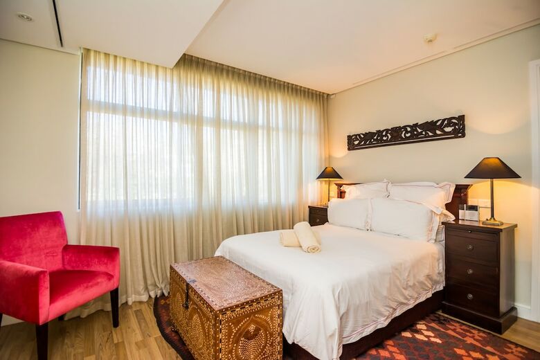 Hotel Mountain Marina Luxury Apartments