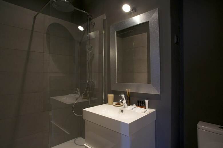 Apartamentos Barcelonaforrent The Gaudi Suites